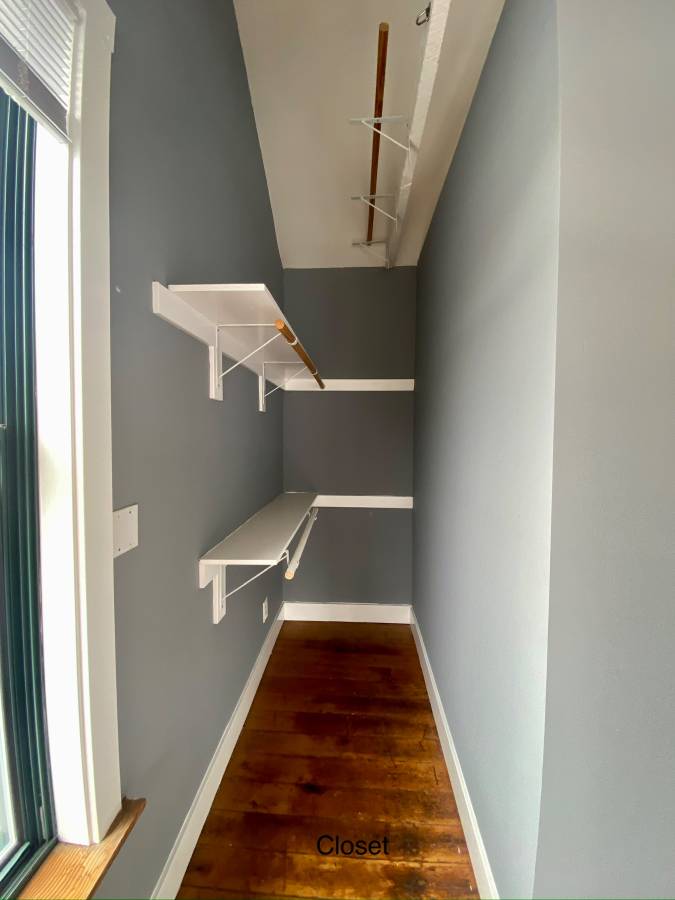 Closet (BR2)